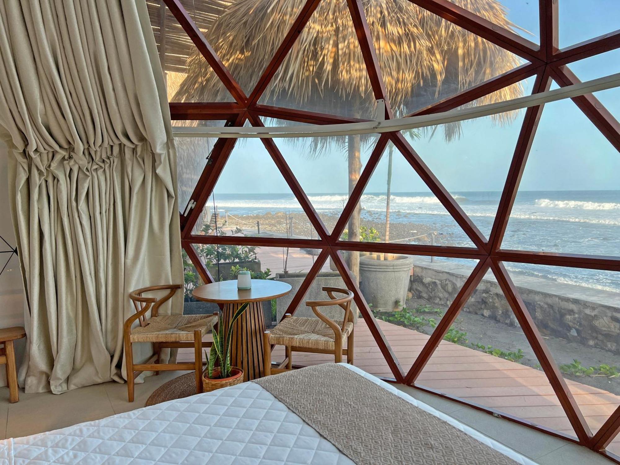 Almare Zonte - Beachfront Glamping Hotel エル・ゾンテ エクステリア 写真