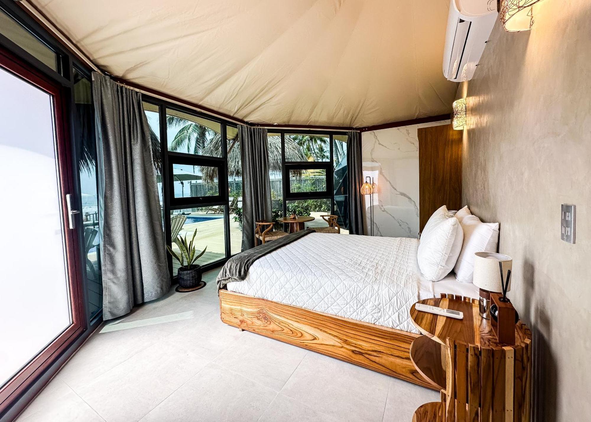 Almare Zonte - Beachfront Glamping Hotel エル・ゾンテ エクステリア 写真